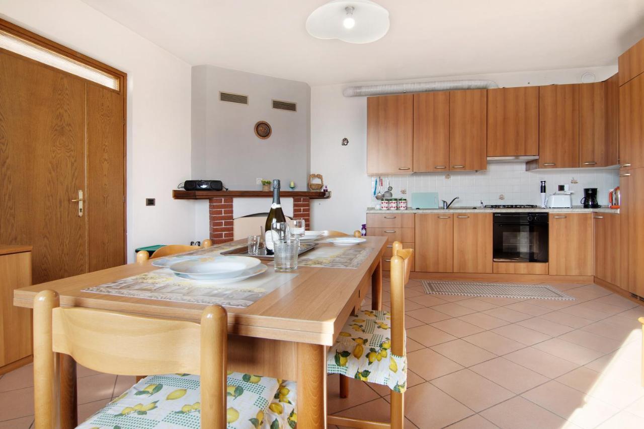 Ferienwohnung Casa Suono Del Sole Consiglio di Rumo Exterior foto